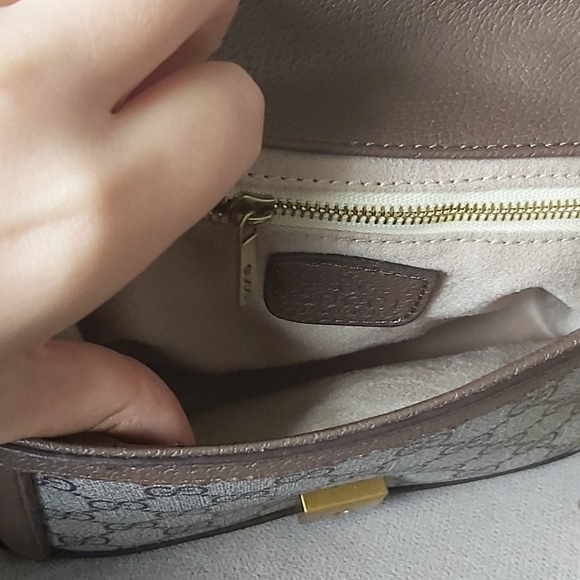 over the shoulder Gucci bag - Picture 3 of 12